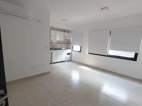 Departamento en Alquiler en Banfield, $ 350.000