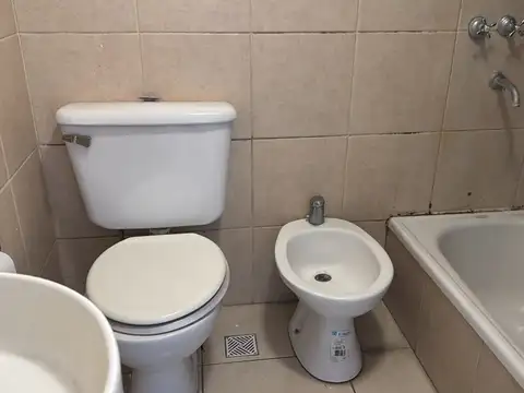 Depto Tipo Casa 2 ambientes con 1 baño