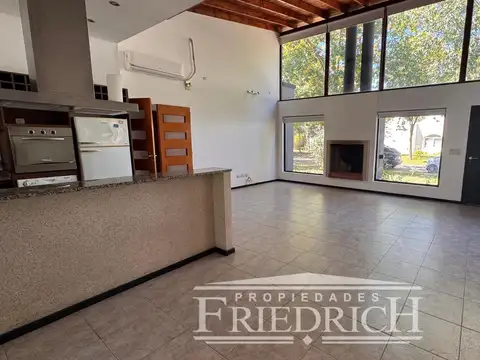 Casa en Venta en La Cesarina, USD 249.000