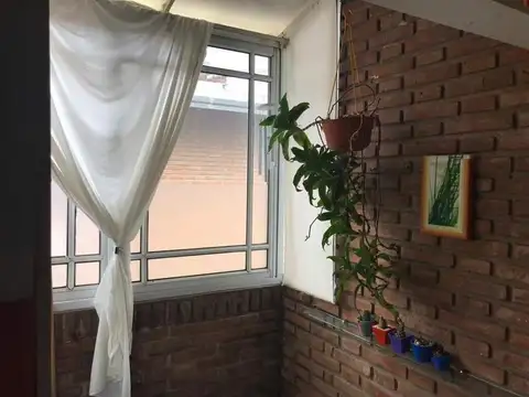 Parque Urquiza. Cochabamba y Chacabuco