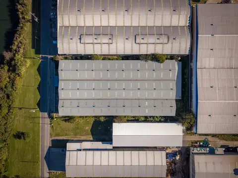 Nave Industrial en Bernal Oeste