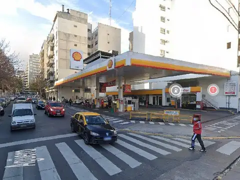 Terreno para 5500 m2 con salida a 2 calles a 1 cuadra de Av Cordoba y a 5 de Av Pueyrredon