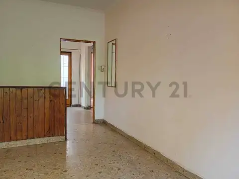 Depto Tipo Casa en Venta 41 años