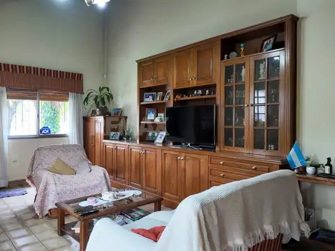 Depto Tipo Casa en Venta en Neuquén, USD 220.000