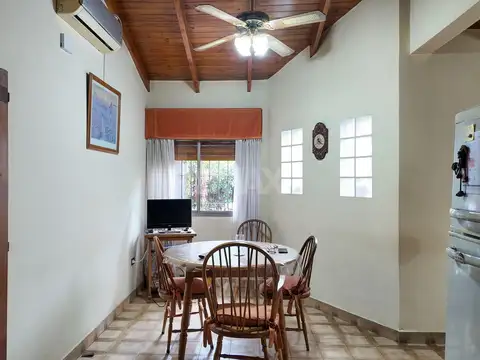 Depto Tipo Casa en Venta de 5 ambientes