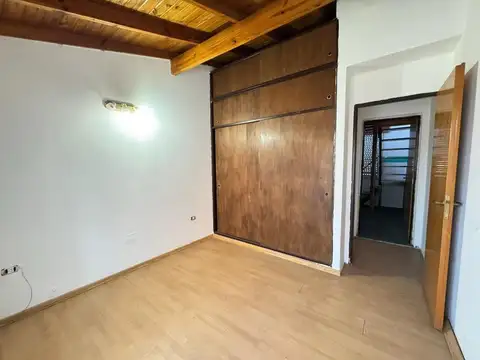 Depto Tipo Casa 3 ambientes con 2 baños