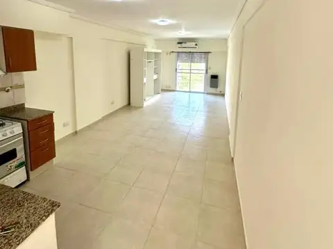 ALQUILER MONOAMBIENTE EN EDIFICIO  ISA III