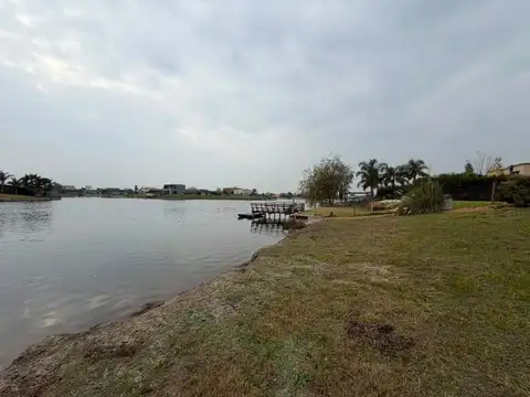 Terreno en Venta de 889,0 m2