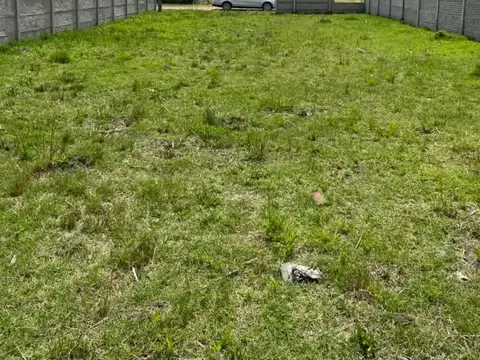 Terreno en Venta en Guernica, USD 14.000