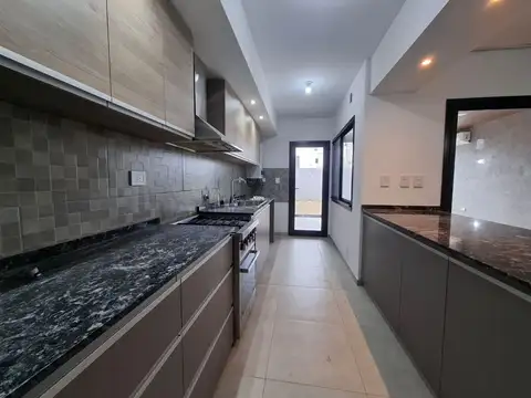 Casa en Alquiler A Estrenar