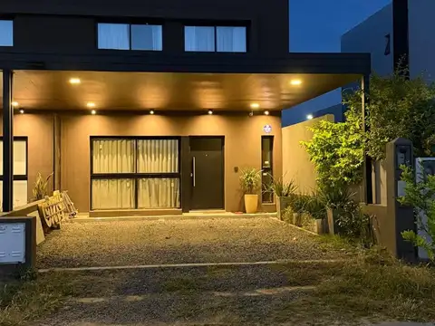 Alquiler Duplex Docta Boulevard Mza 69 lote 16 B