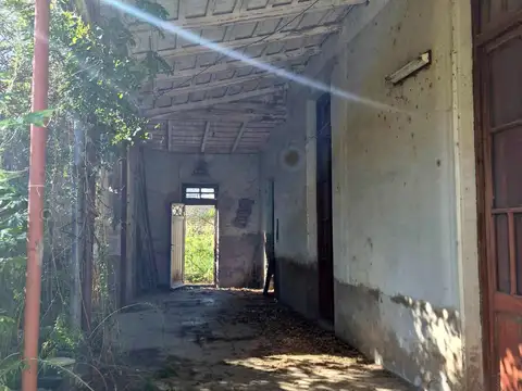 Importante casa a Refaccionar en San Luis Capital