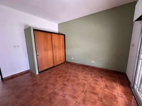 Depto Tipo Casa en Alquiler en Merlo Sur, $ 600.000