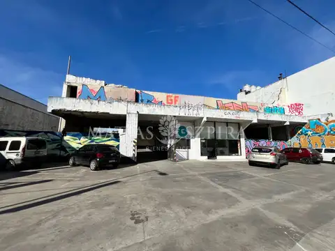 Av. Rivadavia 21600