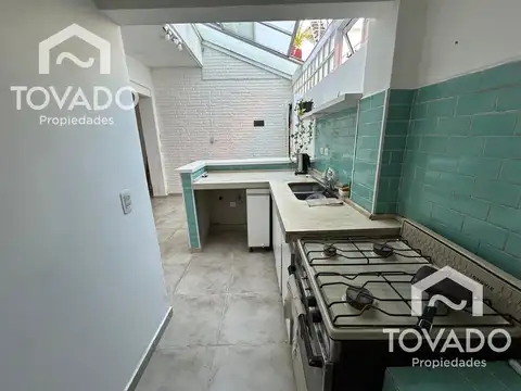 Depto Tipo Casa en Venta 40 años