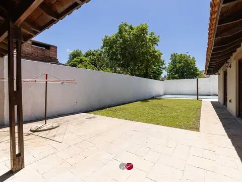 Casa en Caisamar - Lijo Lopez 6535