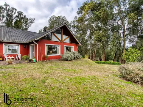 Casa mas 2 cabañas en Sierra de los Padres 2.5Ha