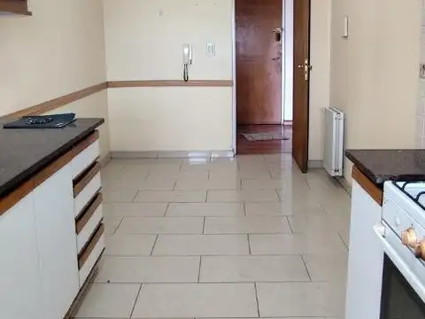 Departamento en Alquiler en Caseros, $ 1.100.000