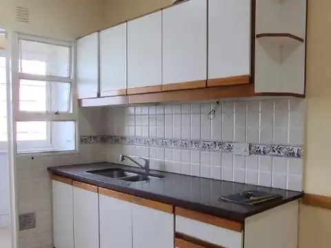 Departamento 4 ambientes con 2 baños