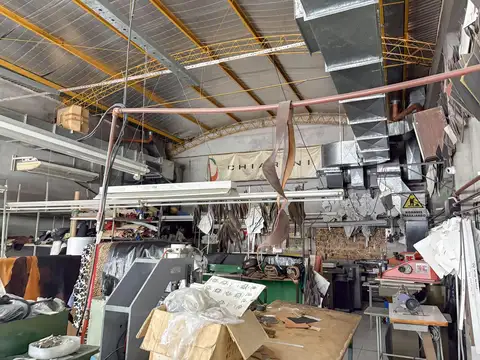 Depósito en Mataderos