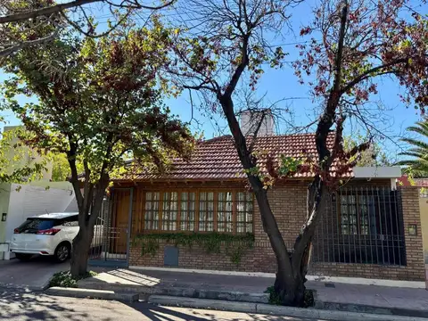 CASA CORAZÓN DORREGO 3 HAB, GUAYMALLÉN, MZA.