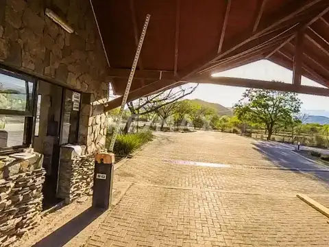 Terreno en Venta en Atocha, USD 85.000