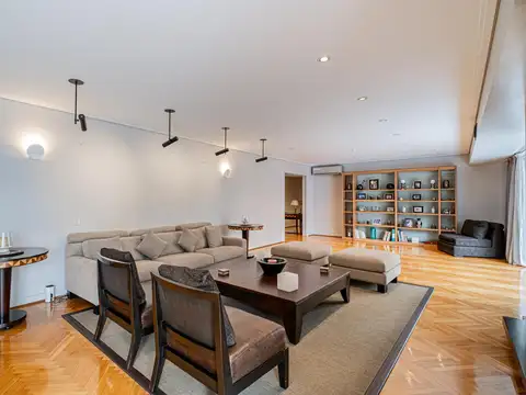 Av. Santa Fé  al 1200