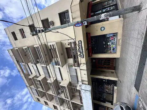 Coronel Beltrán 100, Piso 1