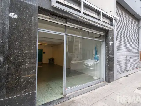 VENTA LOCAL MONSERRAT 45,5m2