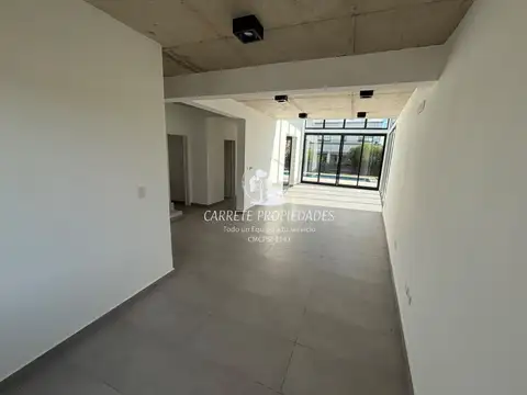 Casa en Venta en Countries y Barrios Cerrados en Pilar, USD 235.000