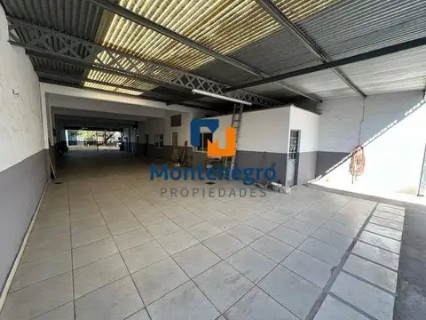 Excelente local comercial de 364m² en San Andrés