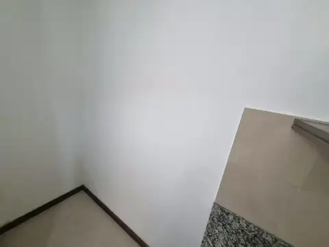 VENTA MONOAMBIENTE, LUMINOSO, ADROGUE APTO CREDITO