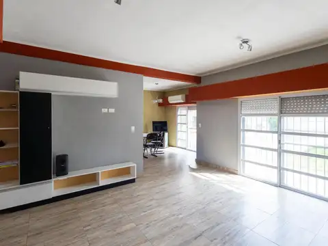Venta casa 4 ambientes Matheu Escobar