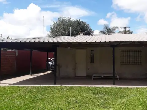 CASA EN VENTA BARRIO MITRE