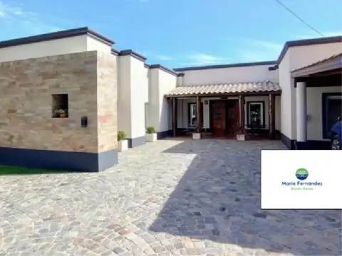 CASA EN VENTA EN LAS PERDICES VIRREY DEL PINO