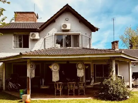 Casa en Venta de 5 dormitorios