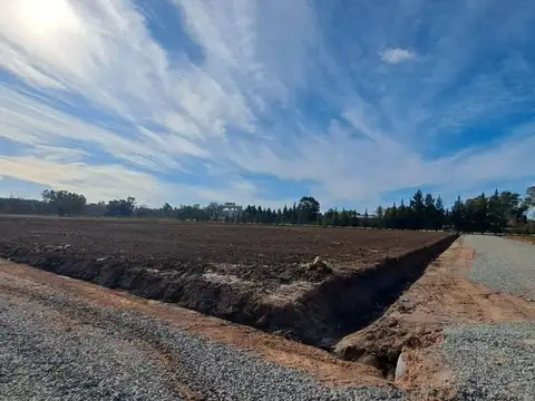 VENTA LOTE   BARRIO SEMICERRADO   PARQUE BONITO