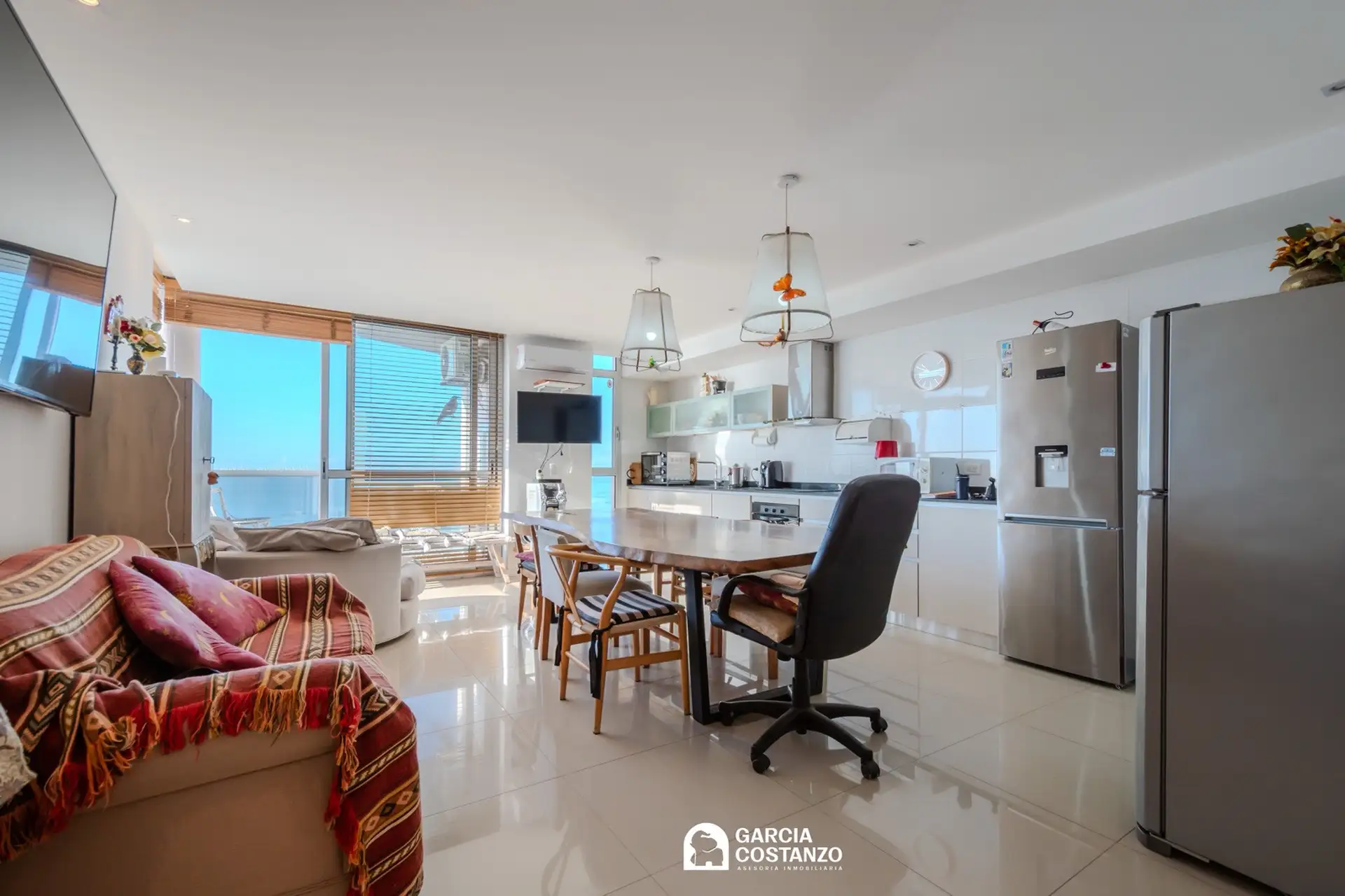 Departamento 3 amb, 84m² en La Perla Sur con cochera y ascensor