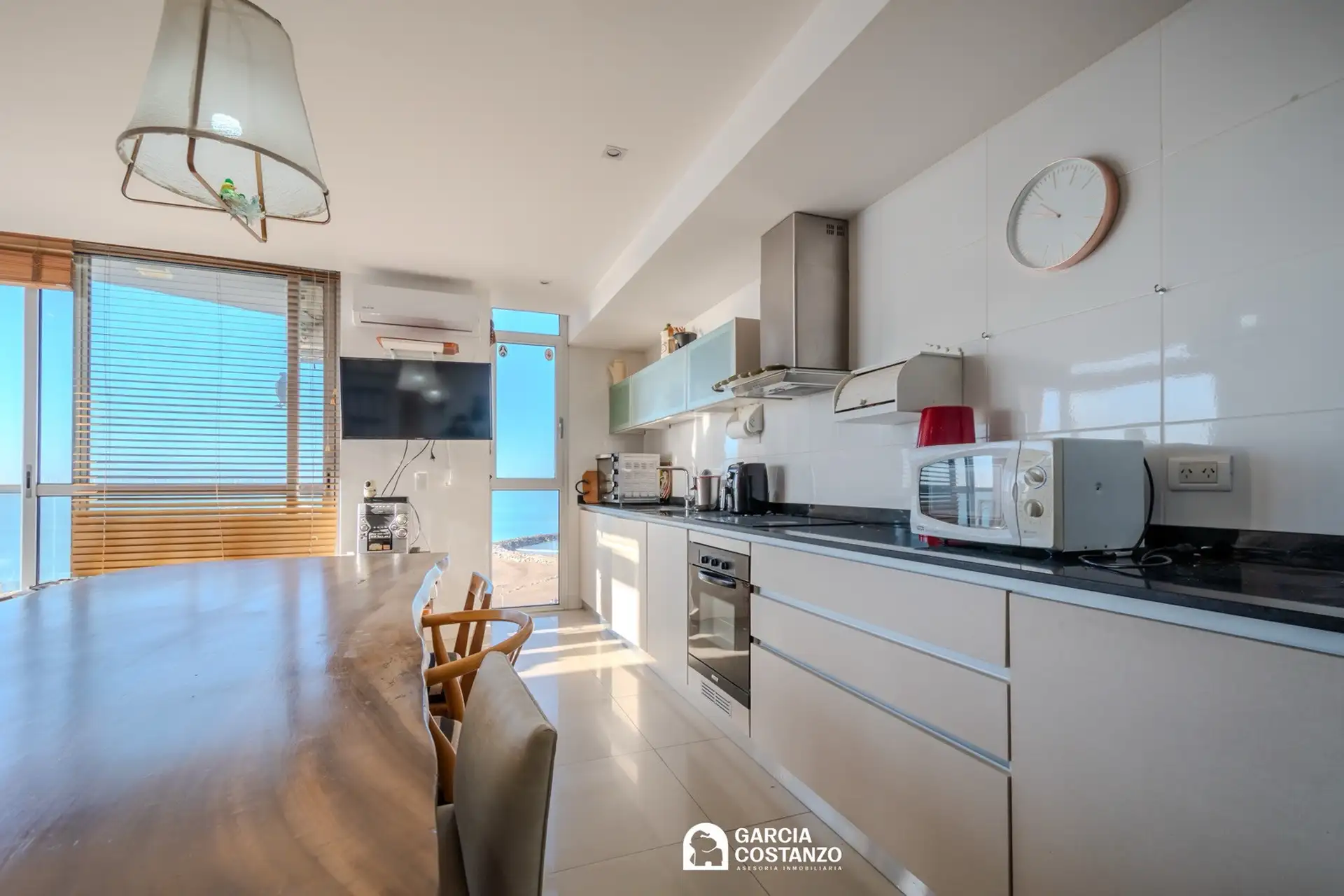 Departamento 3 amb, 84m² en La Perla Sur con cochera y ascensor