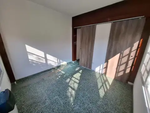 Depto Tipo Casa 2 ambientes con 1 baño