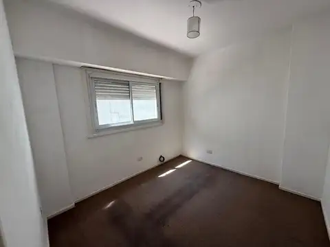 Av Dr Juan Bautista Justo 2500, Piso 1