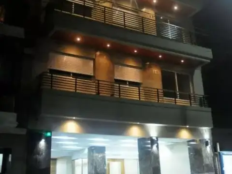 Alquila Mono Ambiente Lateral