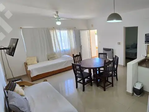 Departamento en Alquiler en Balneario las Grutas, $ 900.000