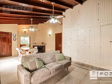 Casa 5 ambientes con 1 baño