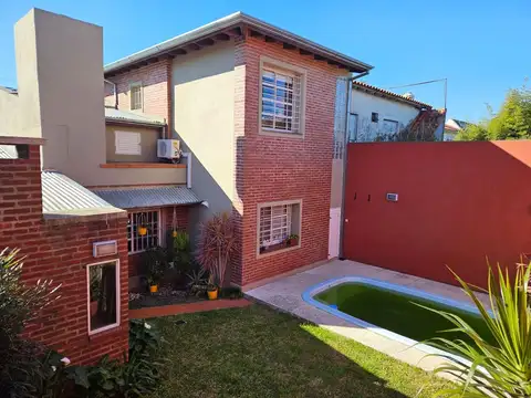 VENTA Casa Don Bosco.PILETA. 5 amb. APTA CREDITO.