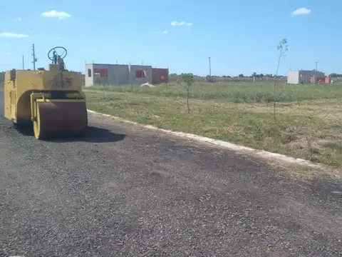 Lote en Barrio Cerrado con proyecto Merlo