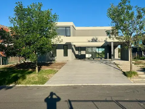 B°EL CANTON GOLF - Libertad al 300