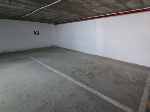 Venta Cochera en Av. Nores Martínez Barrio Jardín