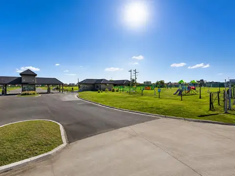 Canning Village al 1100