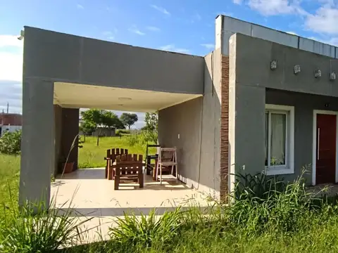 Exc casa vta 3 dor gge/gal/jard/pileta loteo El Pucará